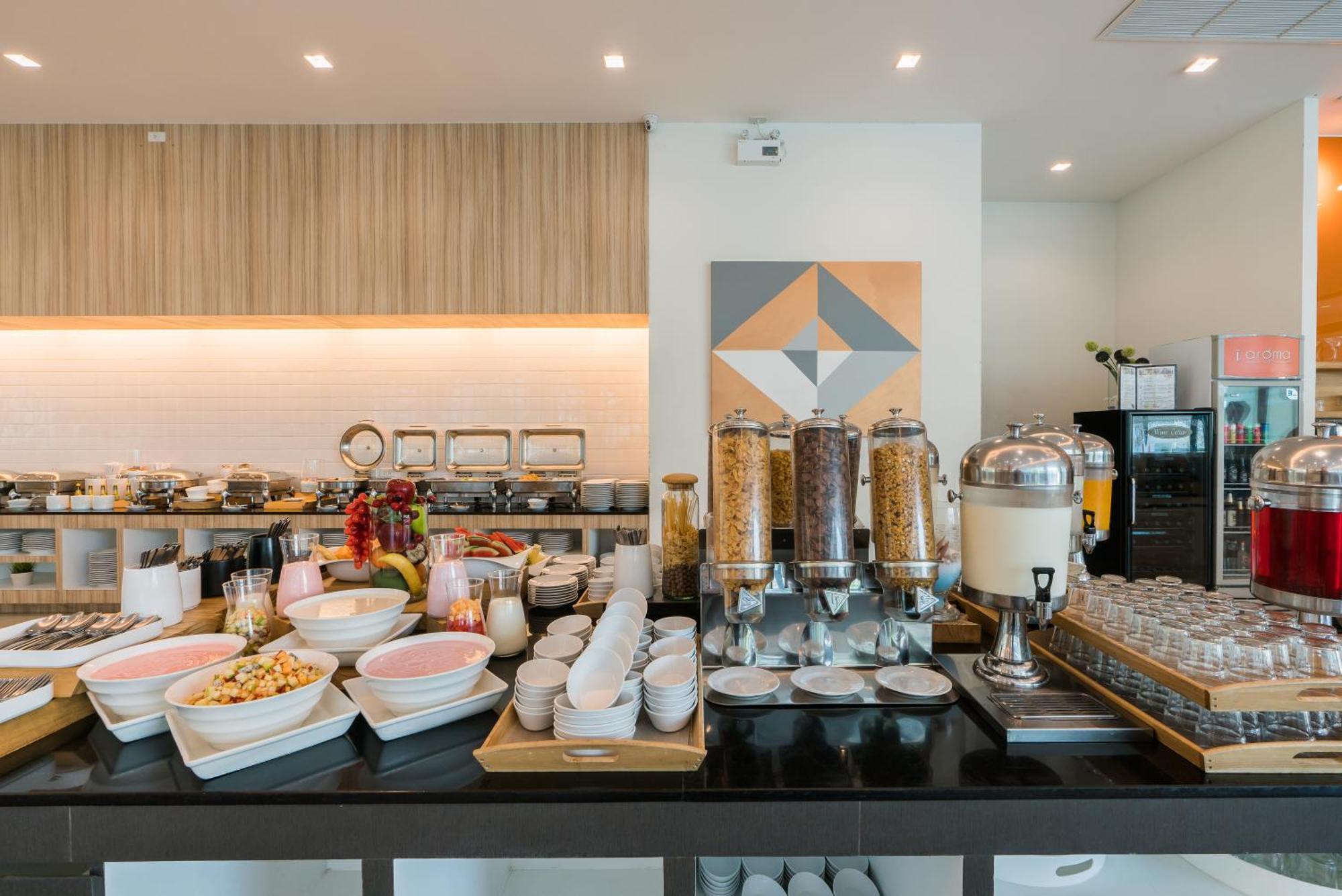 Hotel J Residence Pattaya Dış mekan fotoğraf